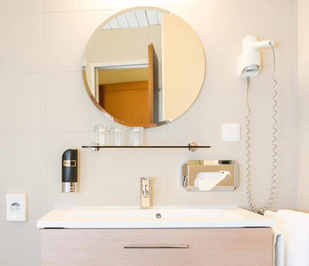 Das Reinisch Just Rooms Schwechat Dış mekan fotoğraf