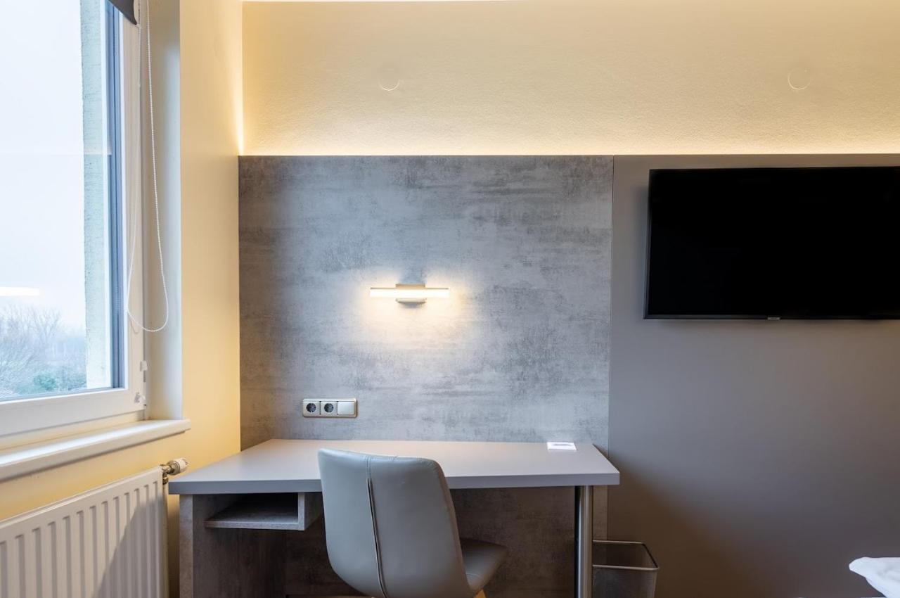 Das Reinisch Just Rooms Schwechat Dış mekan fotoğraf