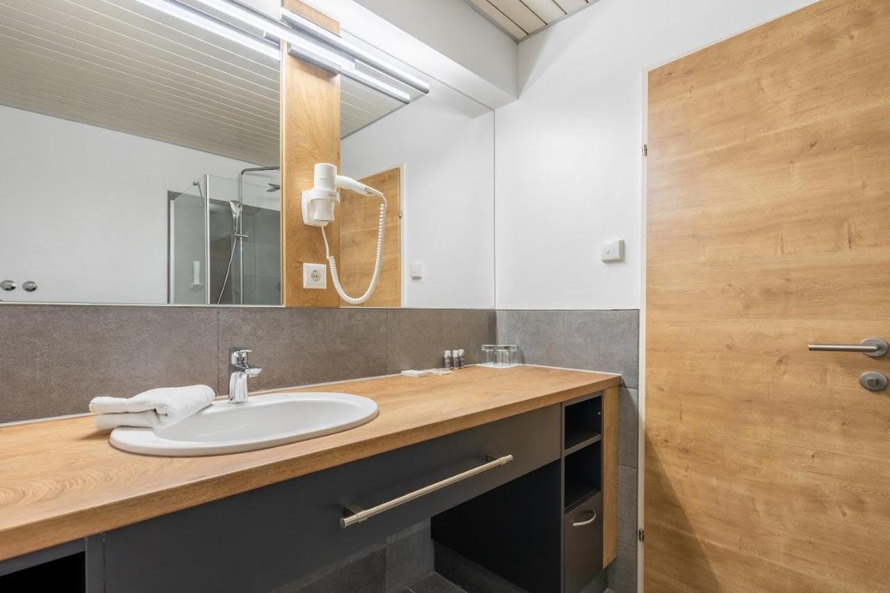 Das Reinisch Just Rooms Schwechat Dış mekan fotoğraf